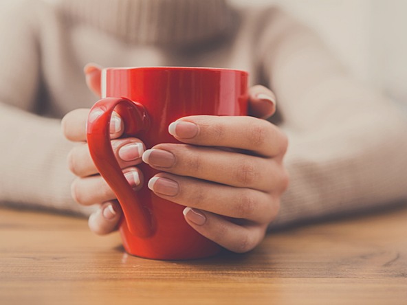 Mug coffee tea_crop